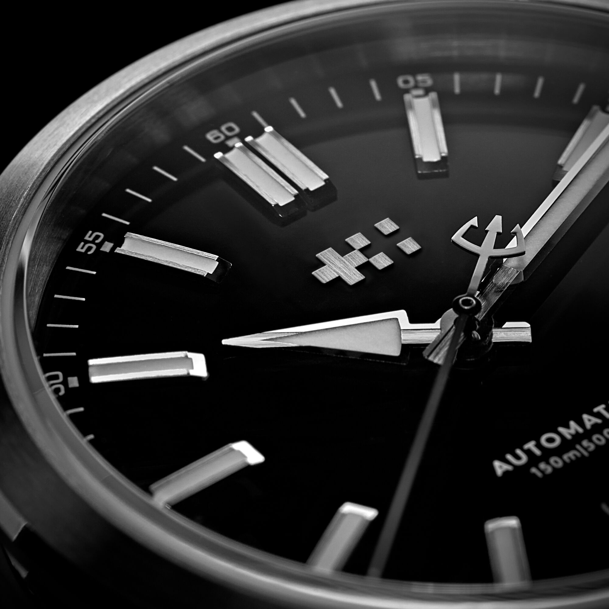 C63 Sealander Automatic Black/Silver|Consort Bracelet 3 C63 Sealander Automatic Black/Silver|Consort Bracelet