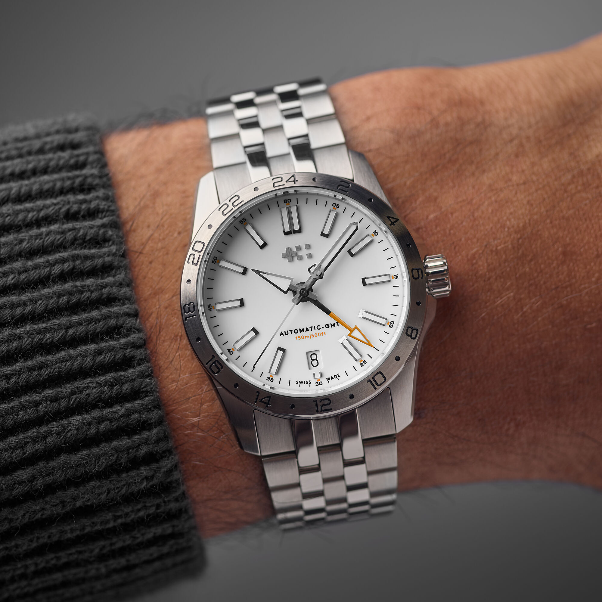 C63 Sealander GMT 36  36mm|White/Silver|Consort Bracelet