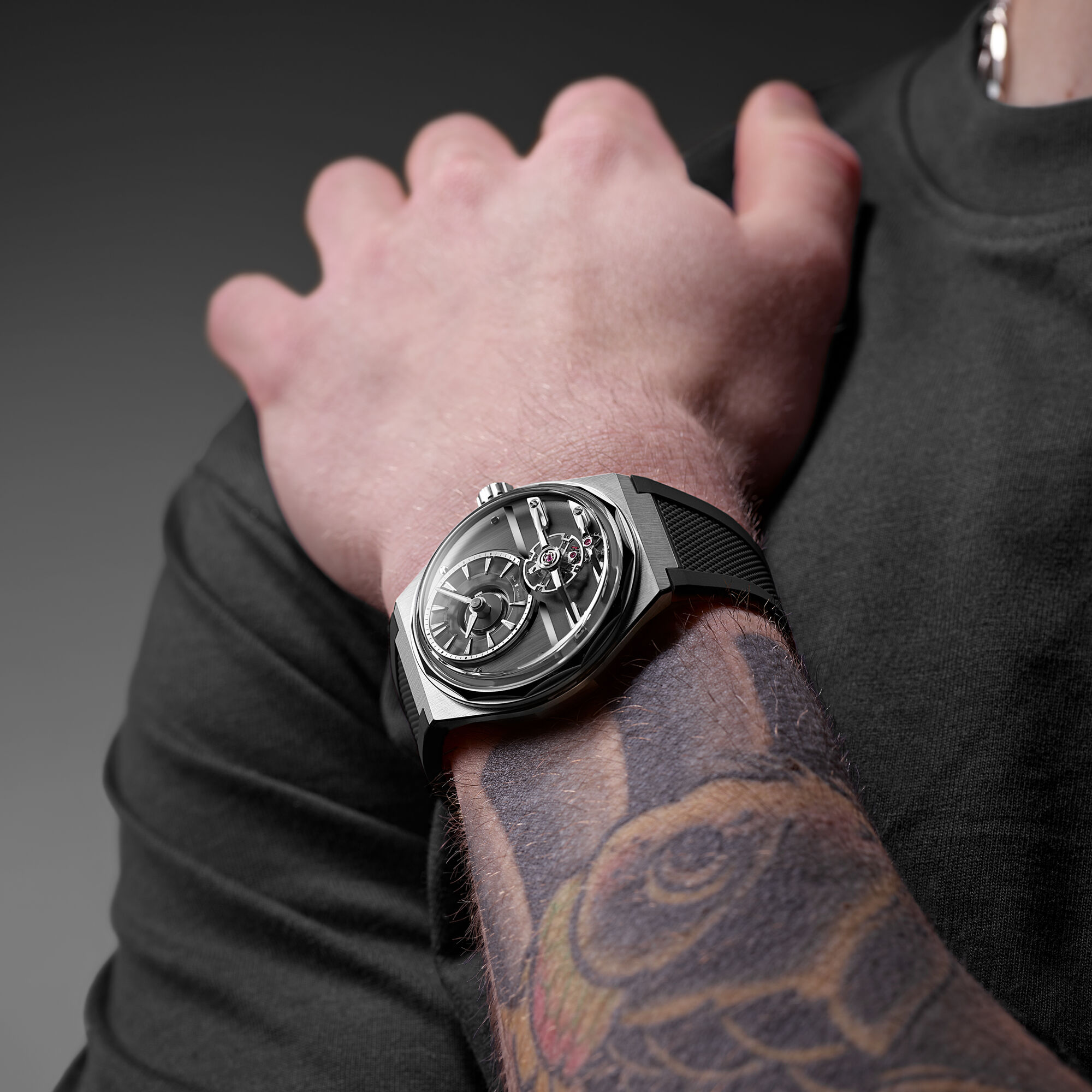The C12 Loco  Ursa Black|Black Rubber