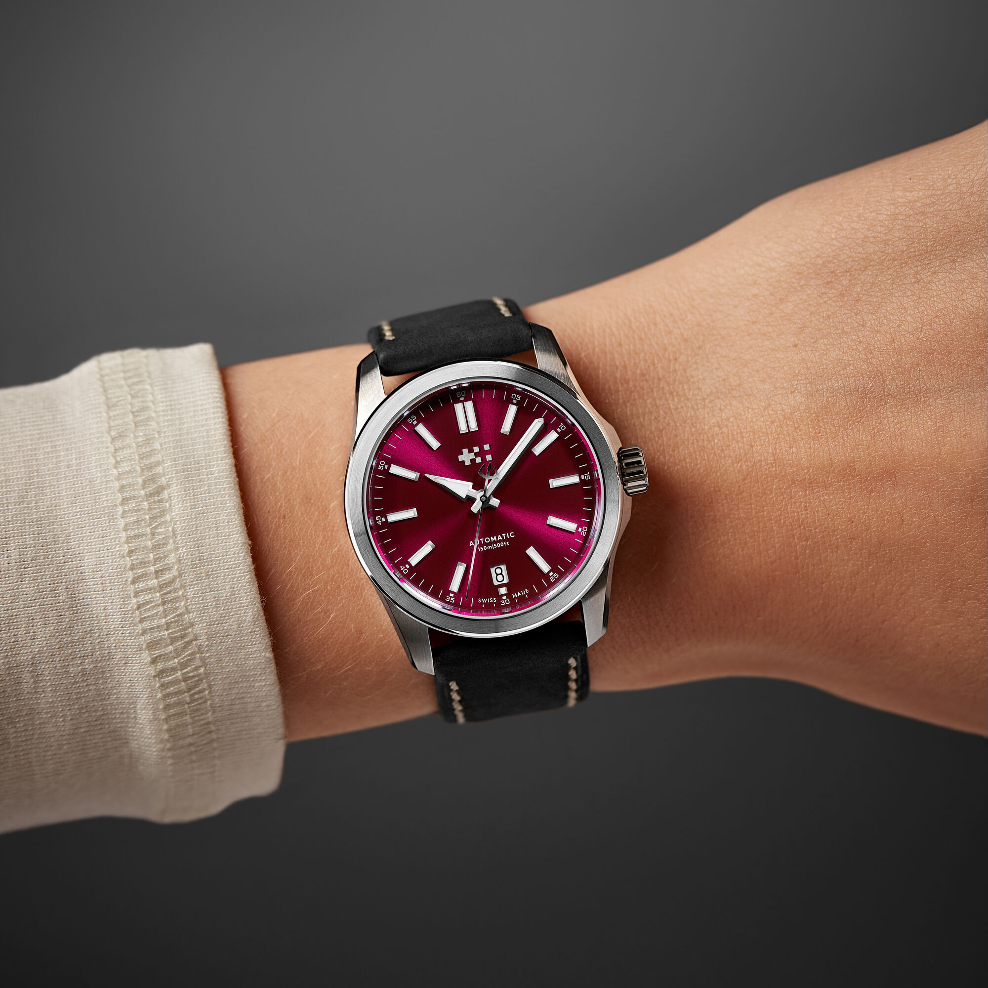 C63 Sealander Automatic Mulberry Red/Silver|Black Vintage Oak Leather