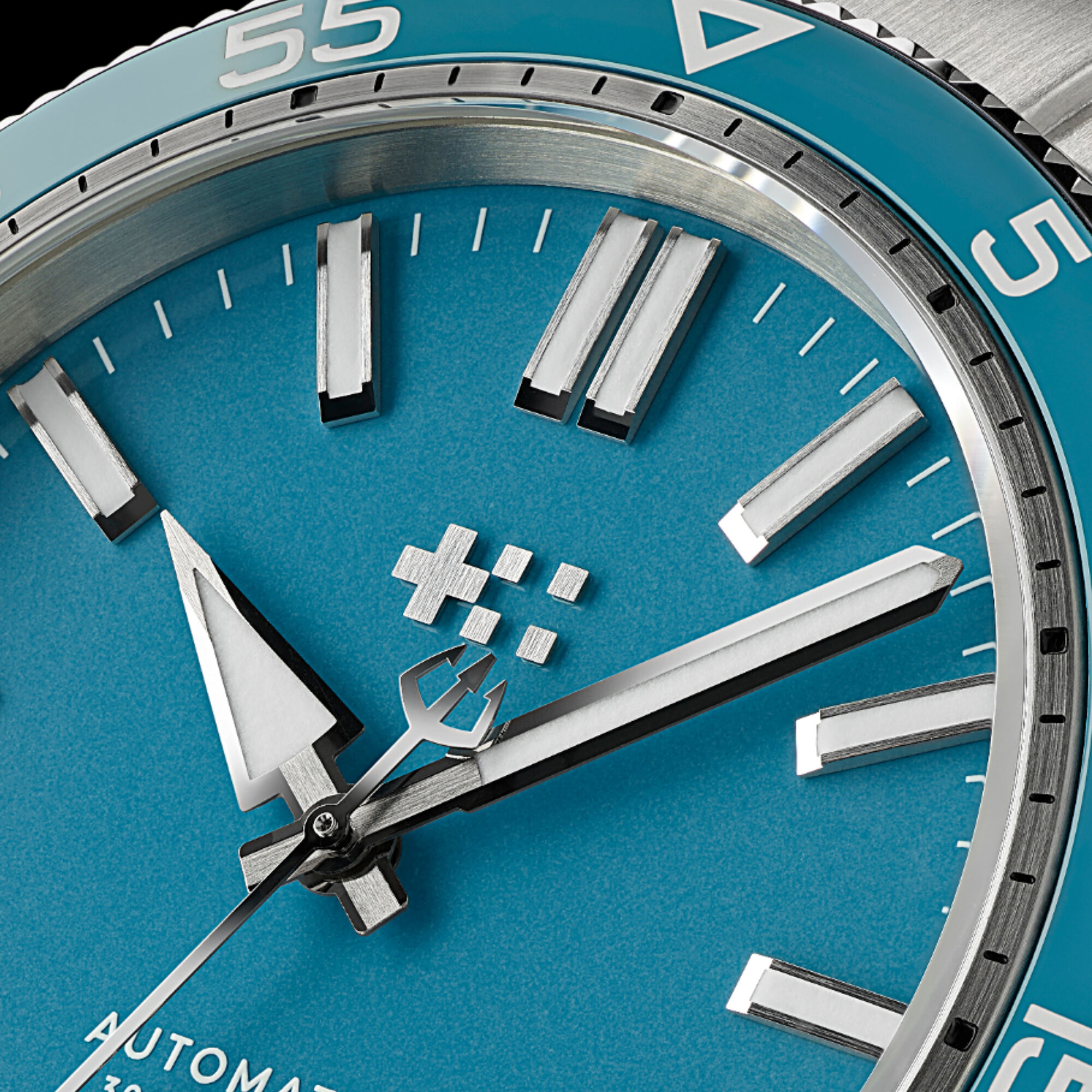 C60 Trident Pro 300  42mm|Pool Blue|Light Blue Aquaflex Rubber