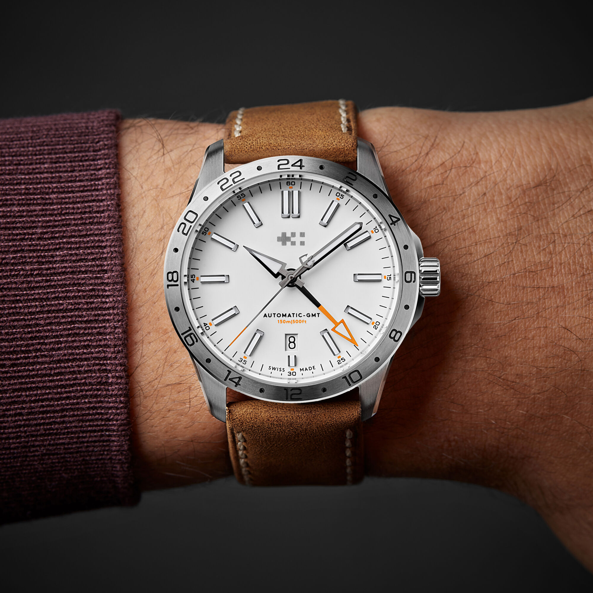 C63 Sealander GMT  39mm|White/Silver|Camel Vintage Oak Leather