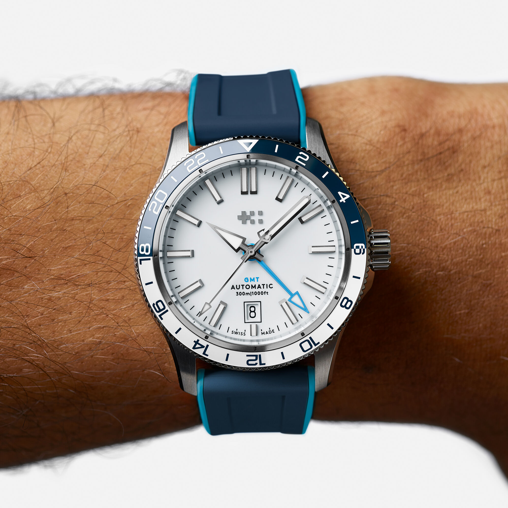 C60 Trident GMT 300  White|Blue/Light Blue Aquaflex Rubber
