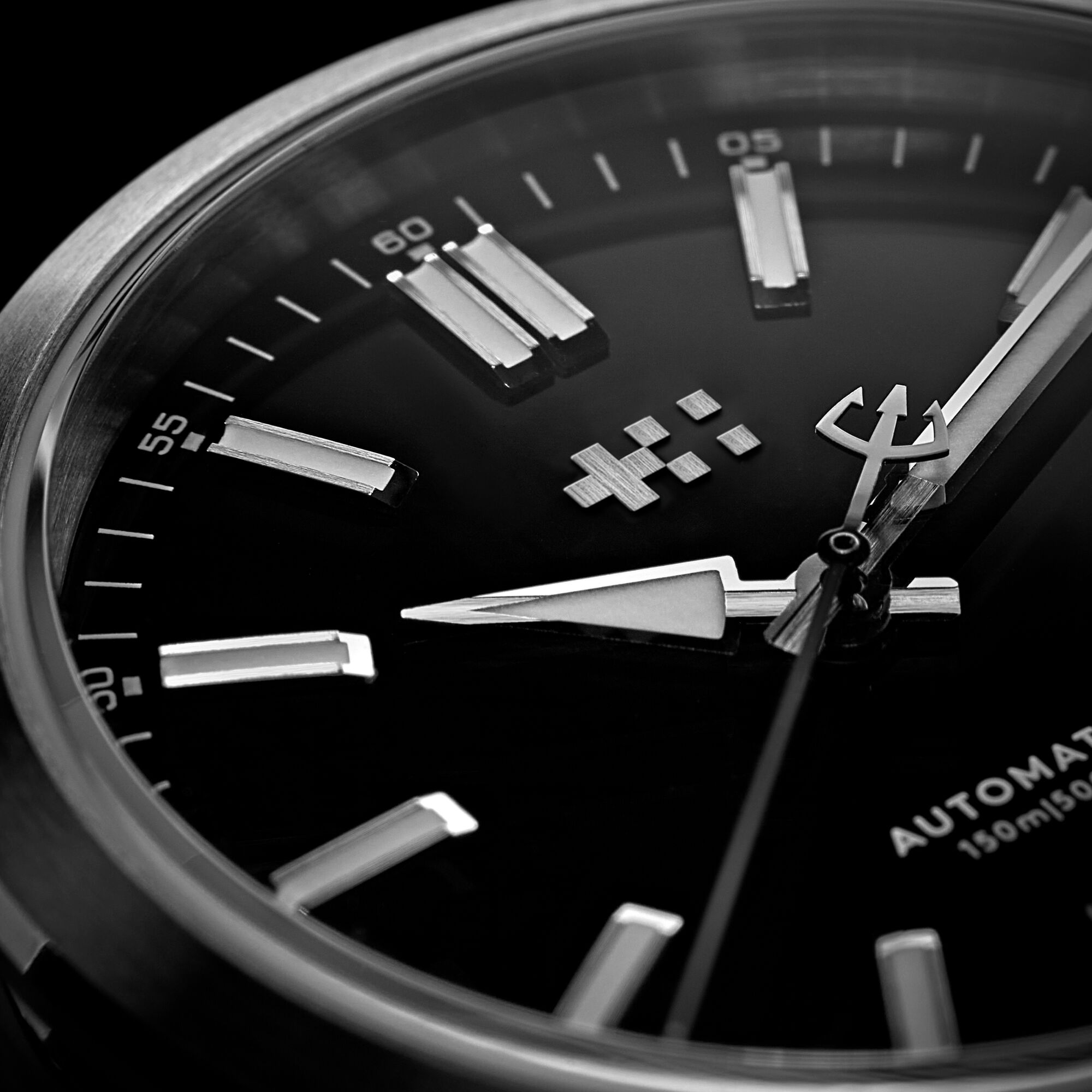 C63 Sealander Automatic  Black/Silver|Black Vintage Oak Leather