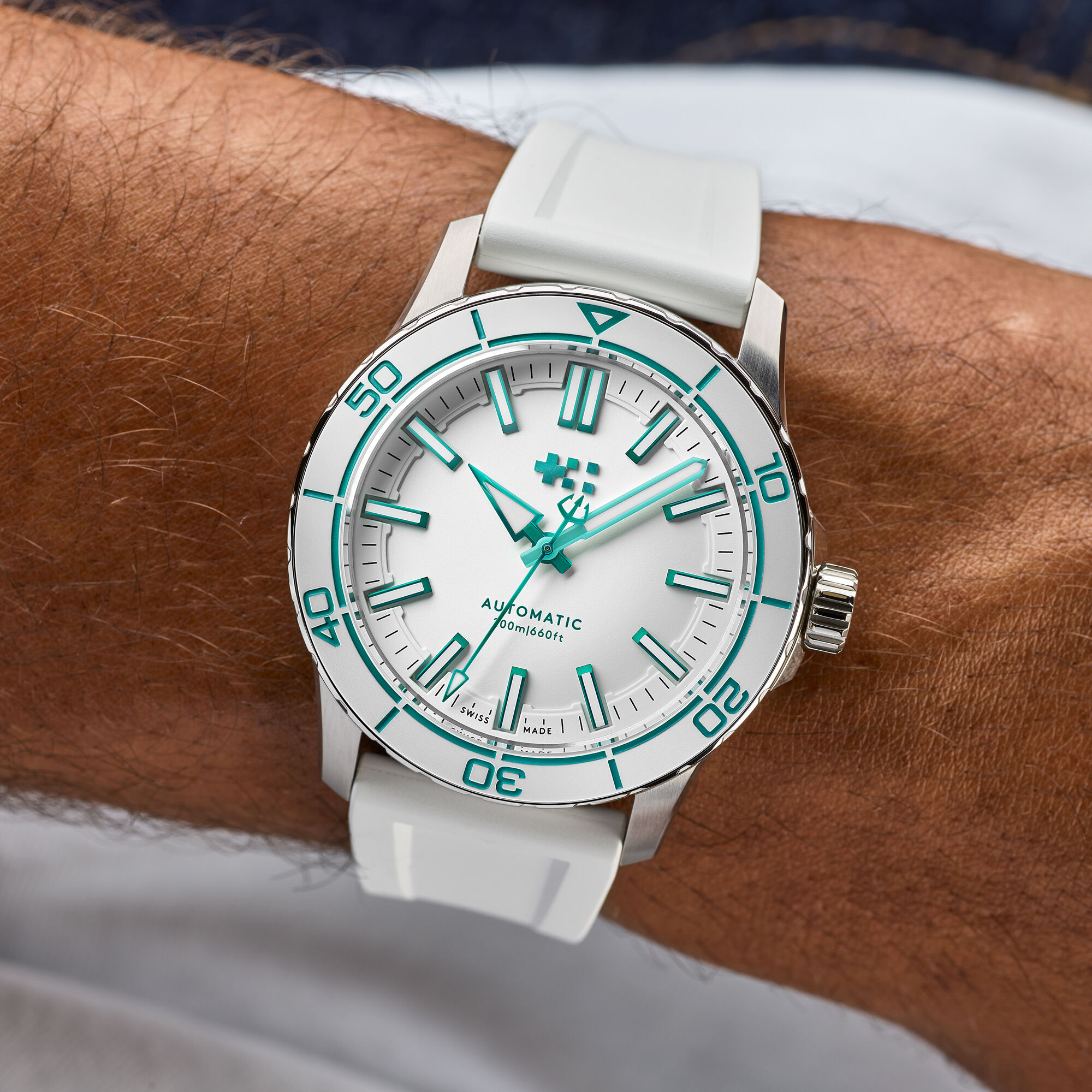 C60 Trident Reef  41mm|Acro White|White Aquaflex Rubber