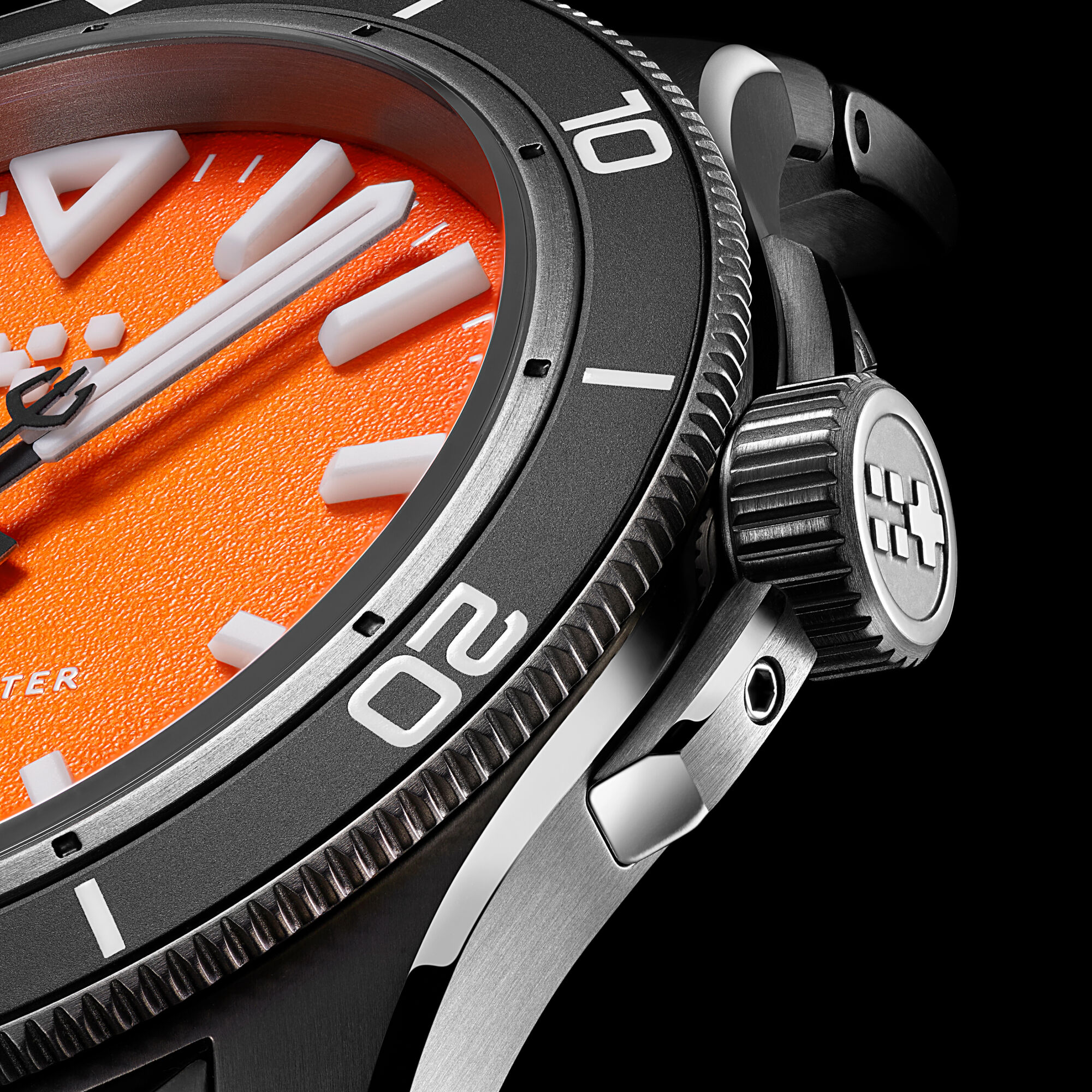 C60 Trident Lumi&egrave;re  Orange|Orange Aquaflex Rubber