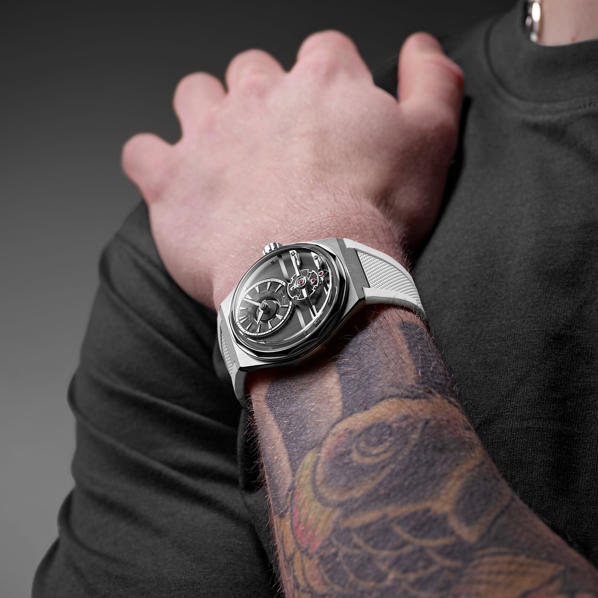 The C12 Loco  Ursa Black|White Rubber