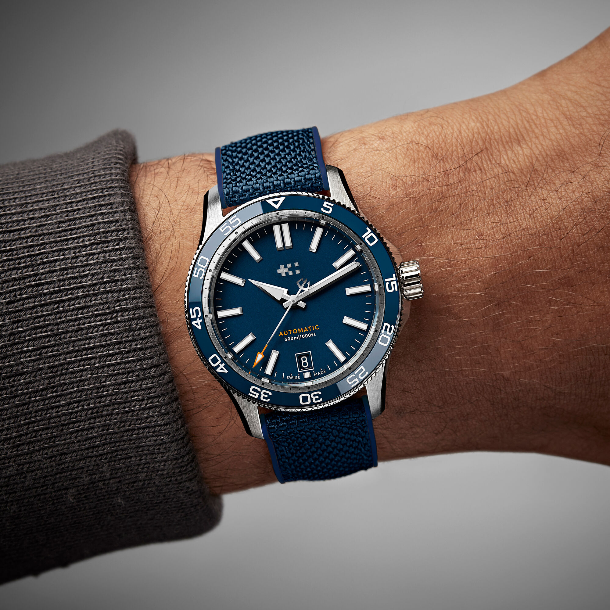 C60 Trident Pro 300  38mm|Blue|Blue Hybrid Rubber