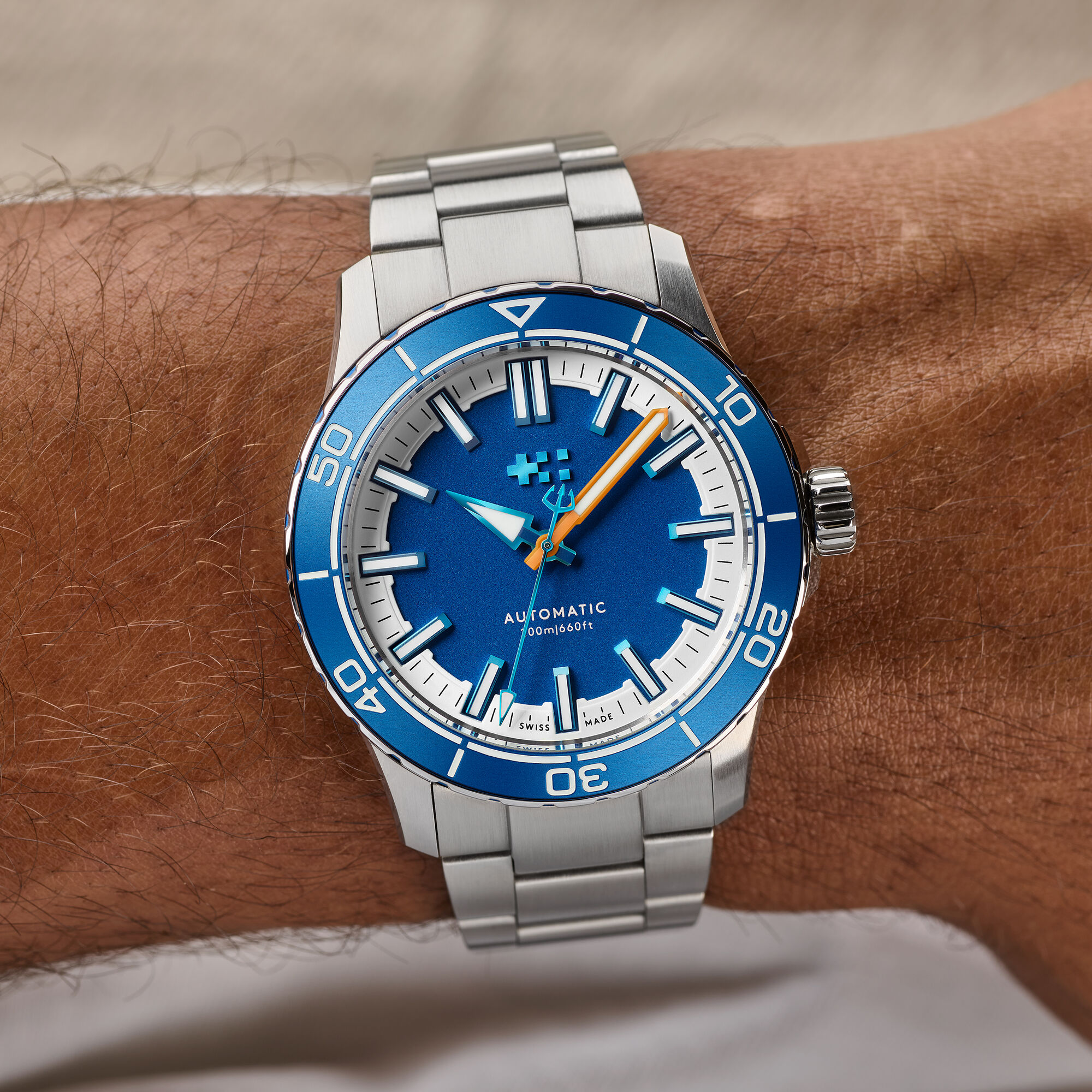 C60 Trident Reef  41mm|Helio Blue|Yellow Aquaflex Rubber