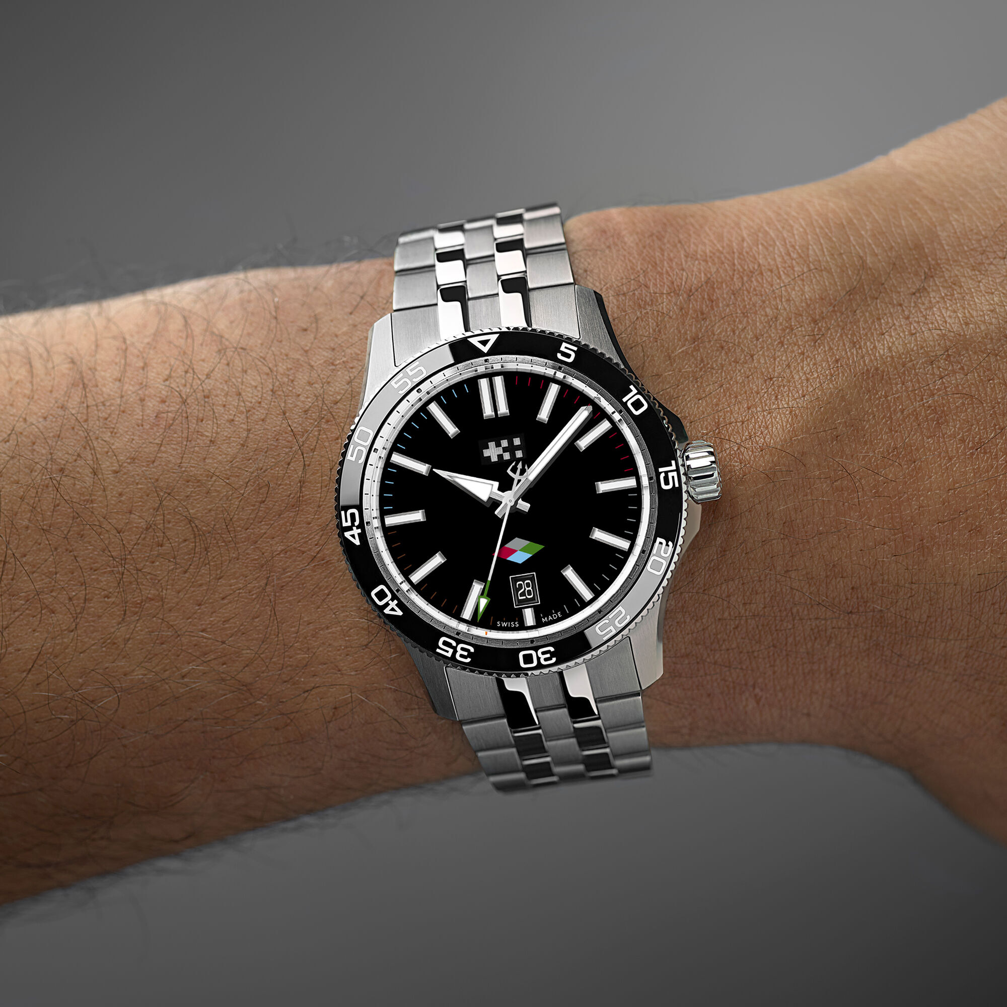 The Quins 160  Consort Bracelet & Aquaflex Rubber