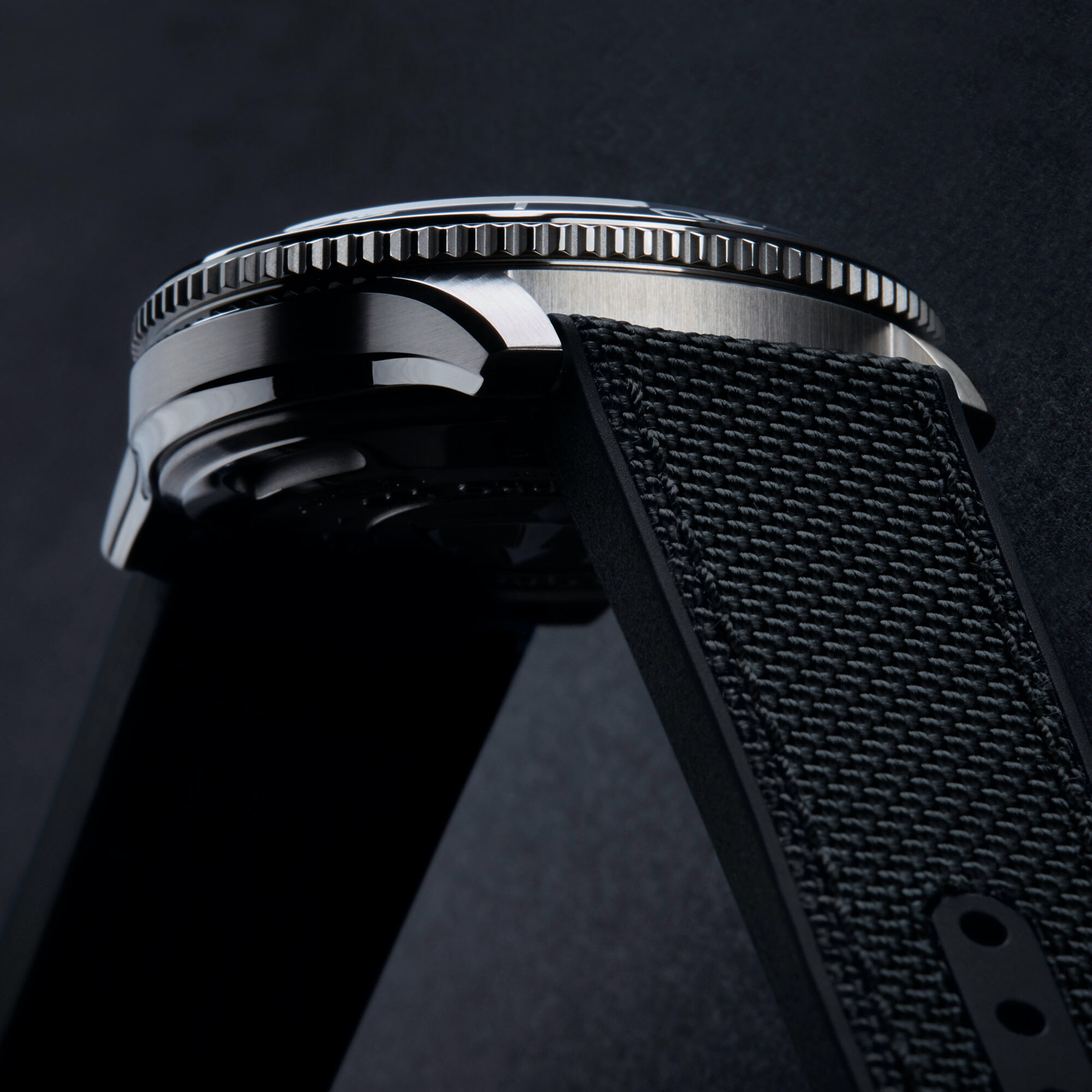 Hybrid Rubber  20mm|Black hybrid rubber|Steel dress clasp